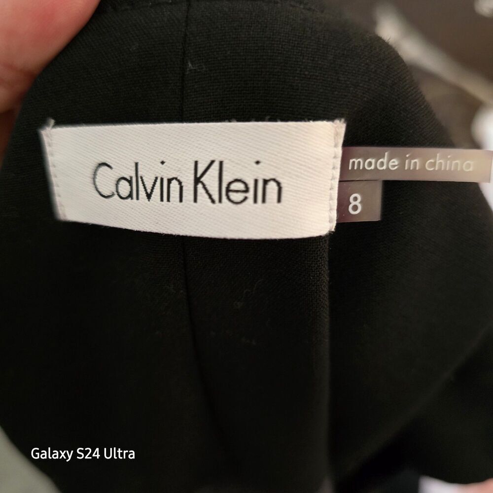 Calvin Klein Dress W/Pockets & Gold Hardware Size 8 Black New - Picture 4 of 10